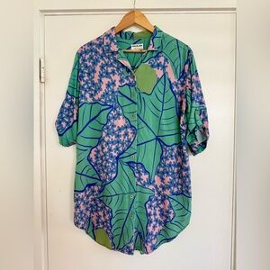 Paradise Now Hawaii Women’s Shirt Dress in Kalo Bloom Size Small
